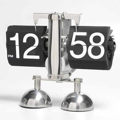 小型バランス自動シングルフットダブルフットページめくりテーブルクロックデスクベッドサイドテーブルクロッククラシッククリエイティブクロックメタル振り子時計