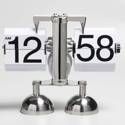 小型バランス自動シングルフットダブルフットページめくりテーブルクロックデスクベッドサイドテーブルクロッククラシッククリエイティブクロックメタル振り子時計