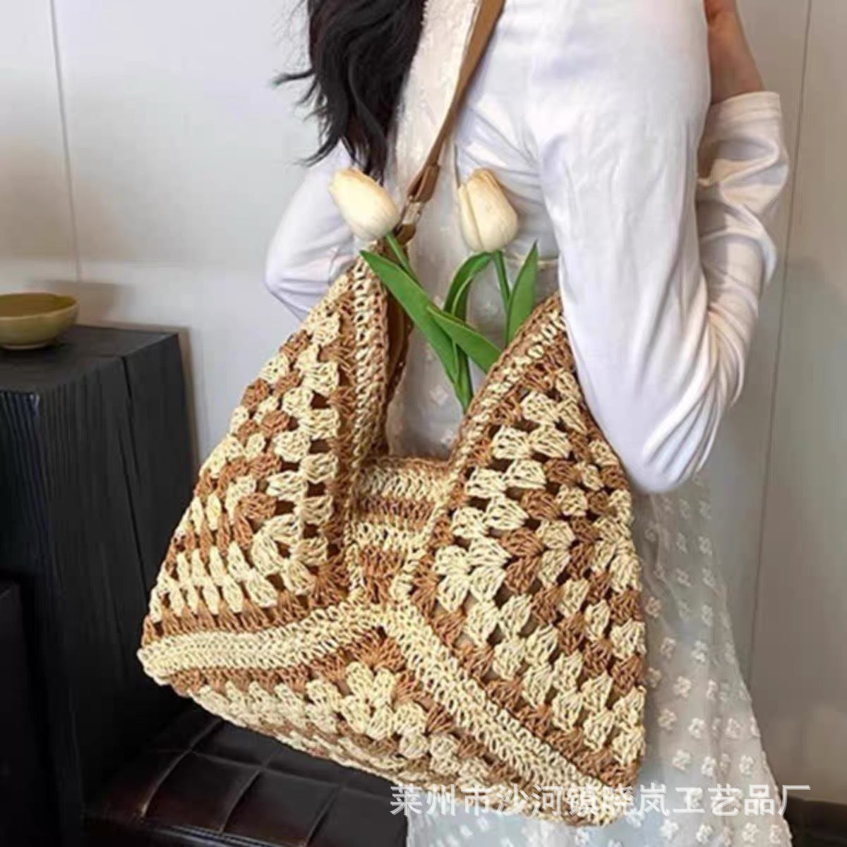 新しいスタイルの小さな新鮮な甘いスタイルの編み込みストローバッグファッショナブルなインスタイルトレンディなレディースバッグショルダーバッグペーパーロープバッグ