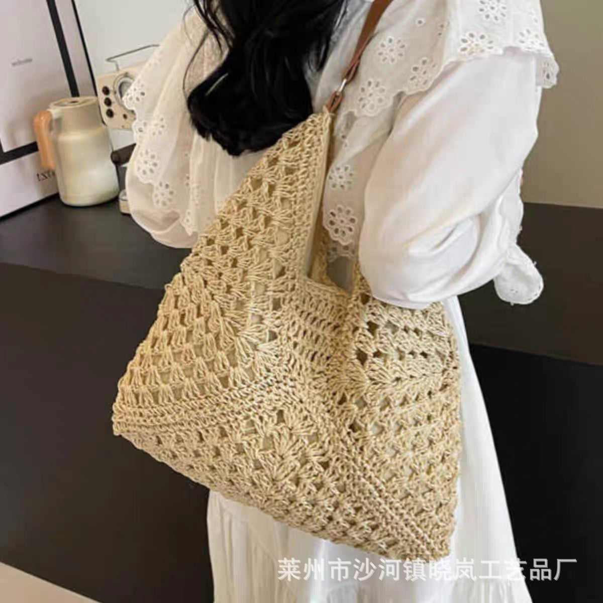 新しいスタイルの小さな新鮮な甘いスタイルの編み込みストローバッグファッショナブルなインスタイルトレンディなレディースバッグショルダーバッグペーパーロープバッグ